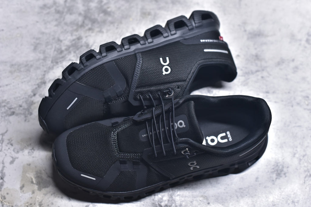 On Running Cloud 6 Low-Top Lightweight Lifestyle Running Shoe | 3MF10071043