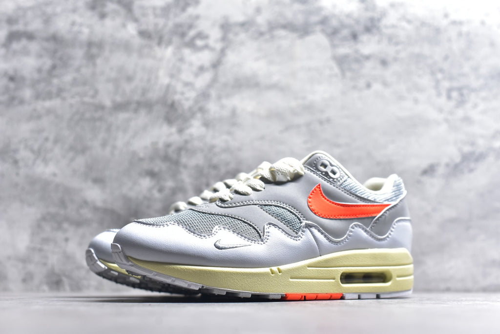 Nike Air Max 1 Half-Palm Air Retro Running Shoe | II7055-100 | Unisex