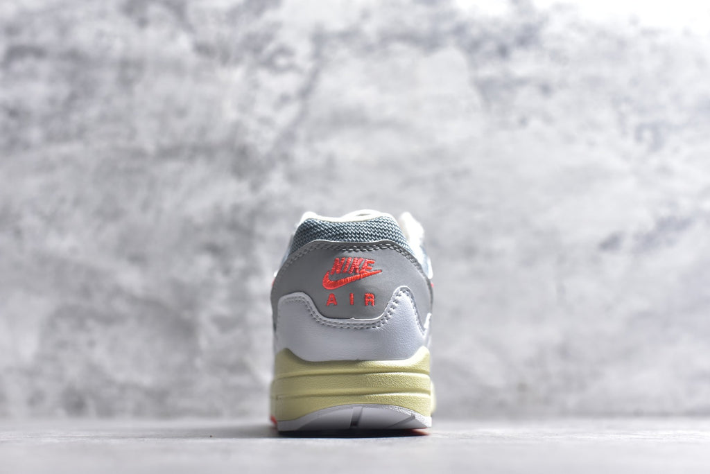 Nike Air Max 1 Half-Palm Air Retro Running Shoe | II7055-100 | Unisex