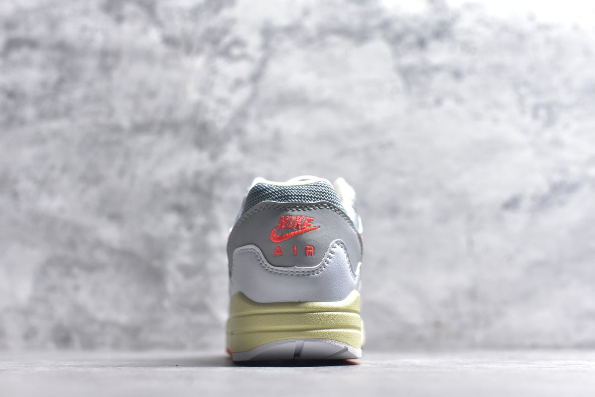 Nike Air Max 1 Half-Palm Air Retro Running Shoe | II7055-100 | Unisex
