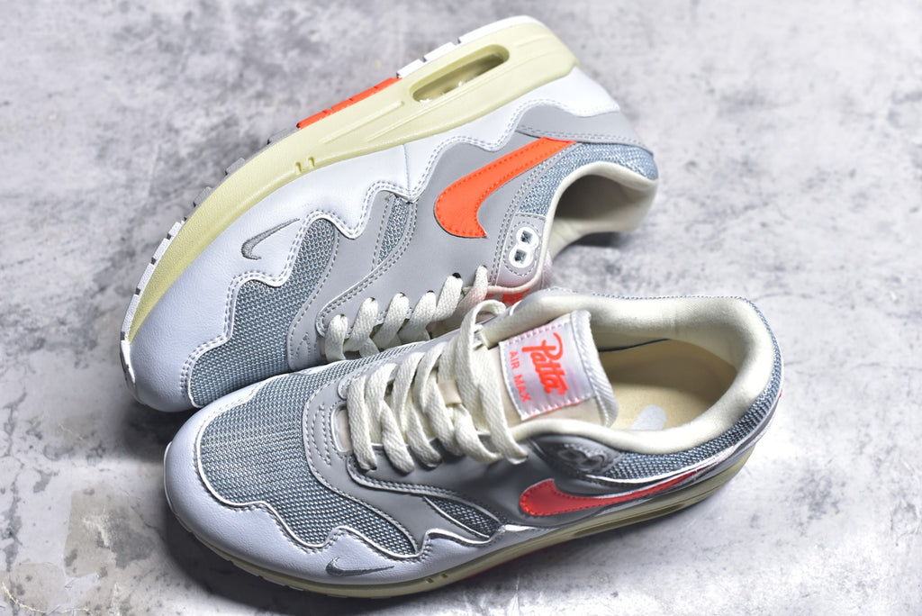 Nike Air Max 1 Half-Palm Air Retro Running Shoe | II7055-100 | Unisex