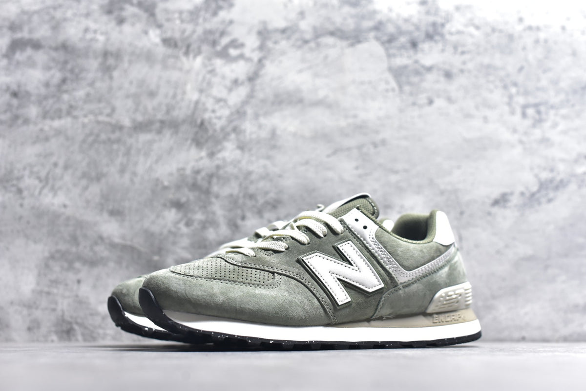 New Balance 574 Low Top Retro Casual Running Sneaker | U574GCE | Unisex