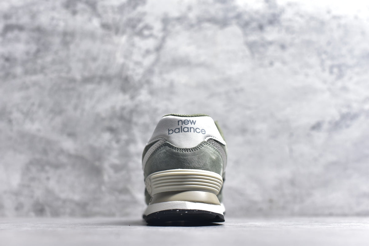 New Balance 574 Low Top Retro Casual Running Sneaker | U574GCE | Unisex