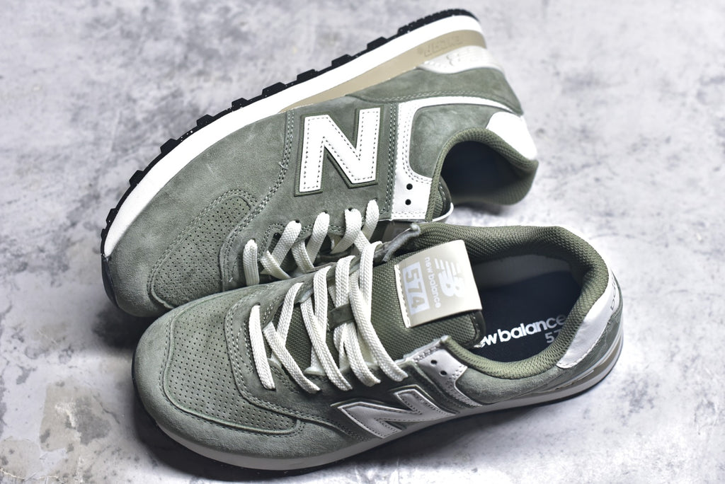 New Balance 574 Low Top Retro Casual Running Sneaker | U574GCE | Unisex