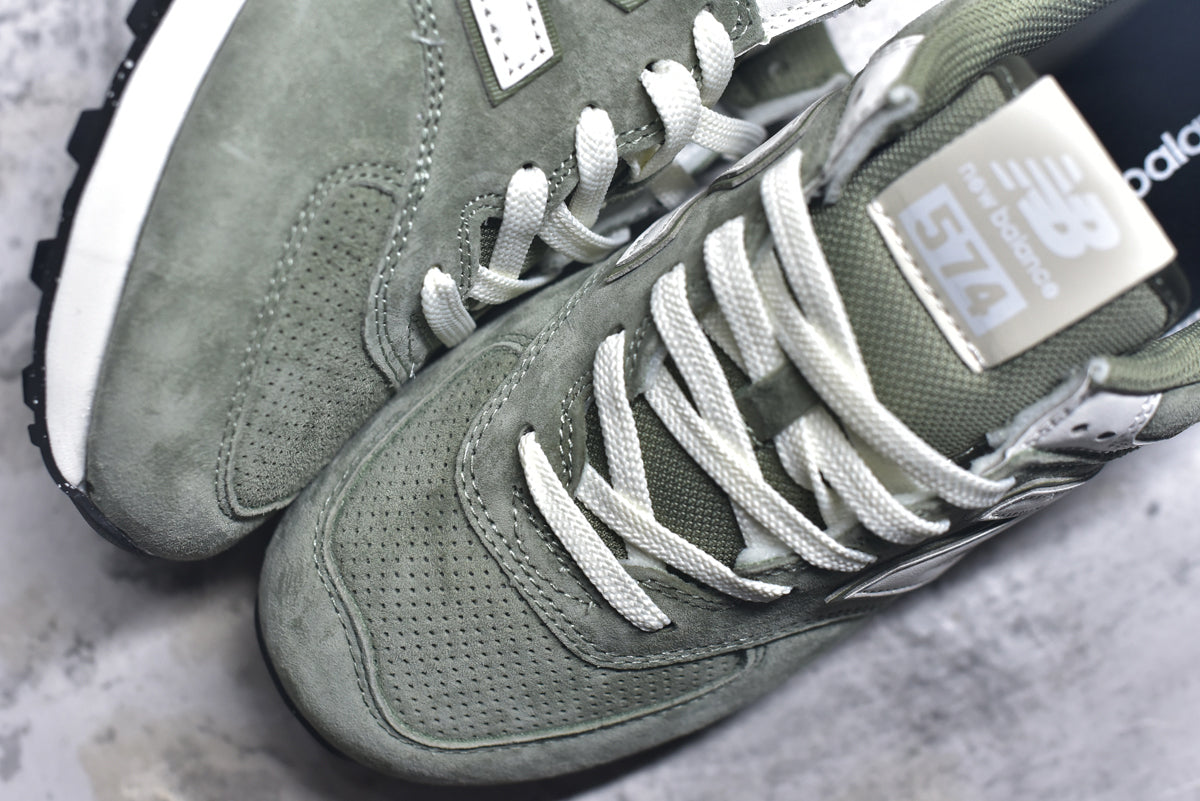 New Balance 574 Low Top Retro Casual Running Sneaker | U574GCE | Unisex