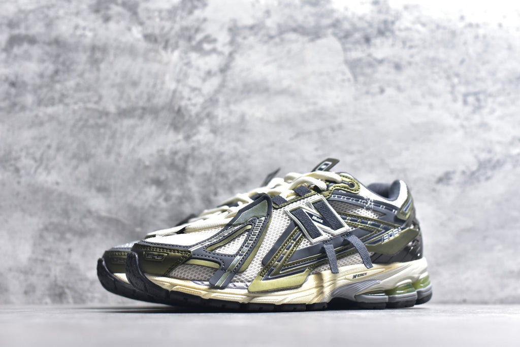 New Balance 1906 Retro Lifestyle Sneaker | U1906ANC | Unisex