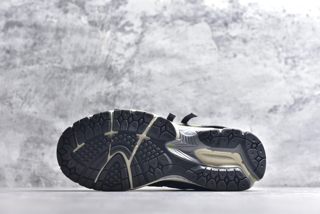 New Balance 1906 Retro Lifestyle Sneaker | U1906ANC | Unisex