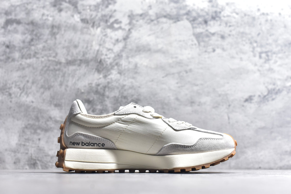 New Balance 327 Retro Casual Running Sneaker | MS327ANA | Unisex