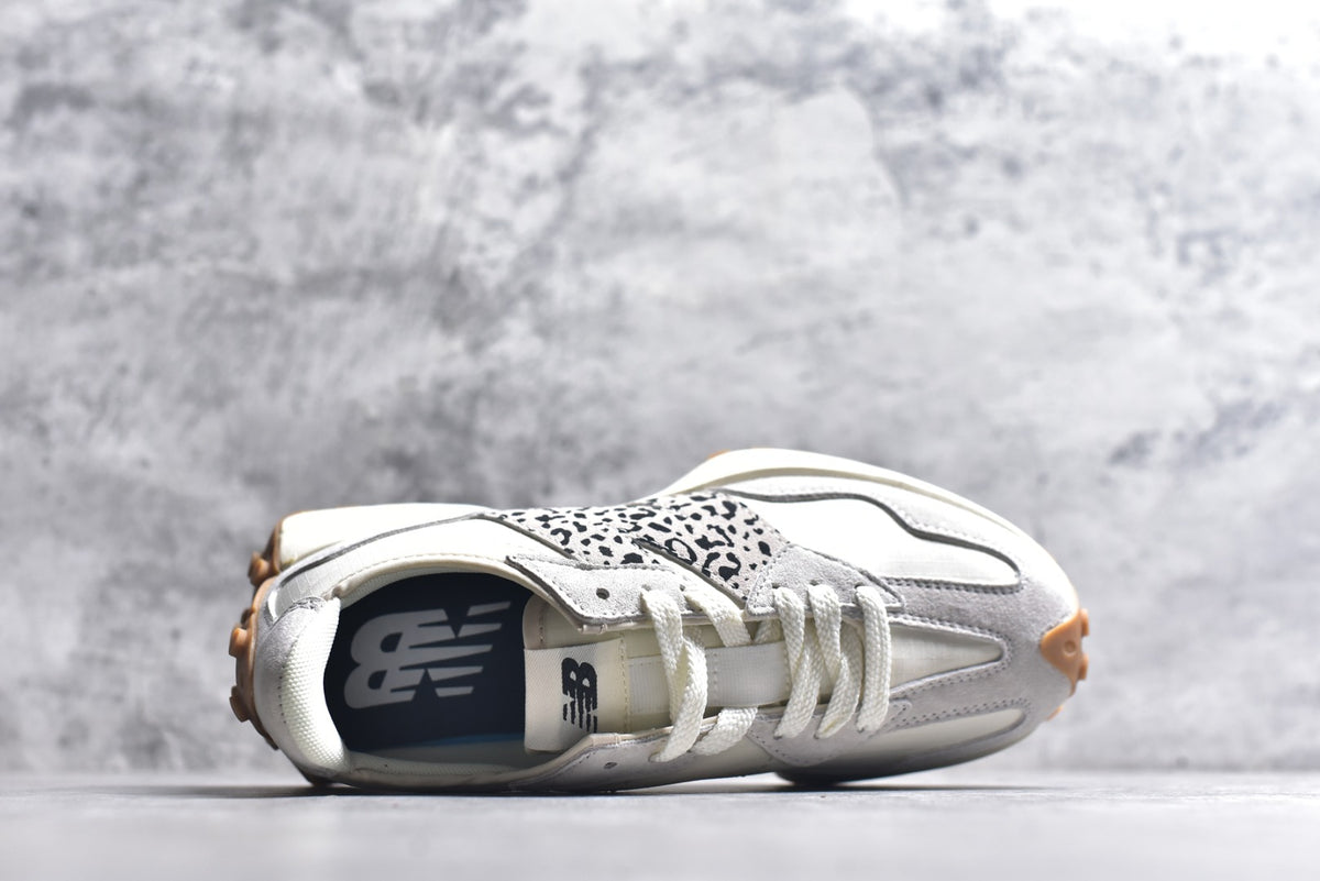 New Balance 327 Retro Casual Running Sneaker | MS327ANA | Unisex