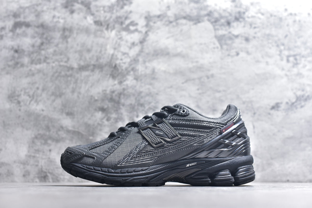 New Balance 1906 Retro Dad Style Casual Running Sneaker | U1906ROF | Unisex