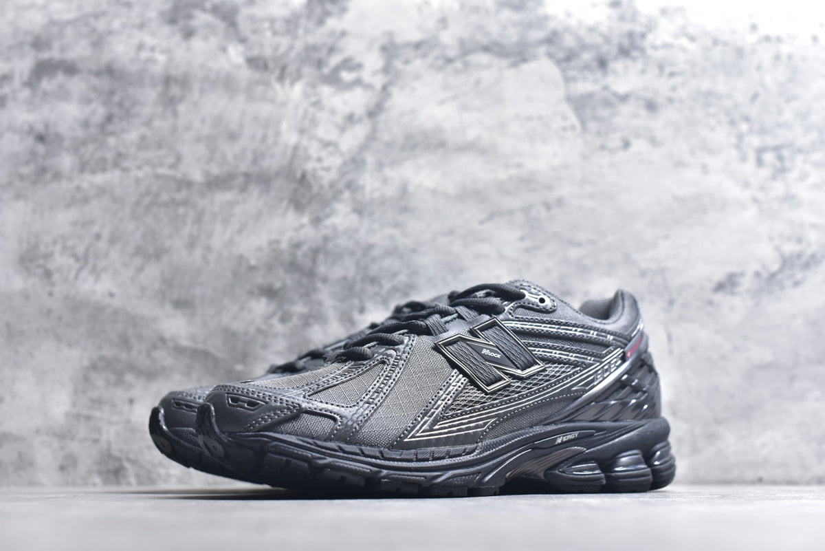 New Balance 1906 Retro Dad Style Casual Running Sneaker | U1906ROF | Unisex