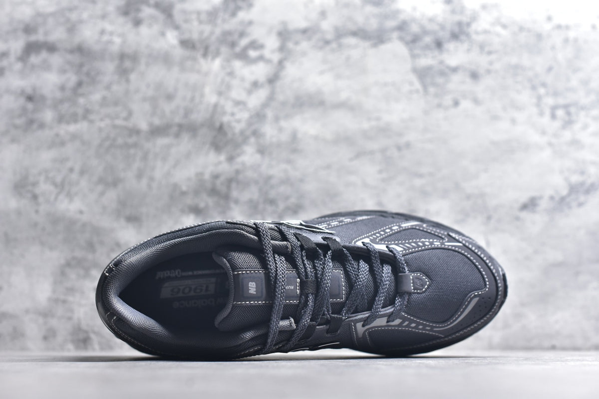 New Balance 1906 Retro Dad Style Casual Running Sneaker | U1906591 | Unisex