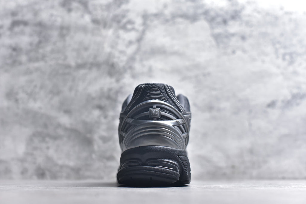 New Balance 1906 Retro Dad Style Casual Running Sneaker | U1906591 | Unisex