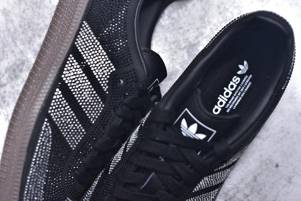 Adidas Originals Samba OG — Low-Top Classic Football-Inspired Sneakers