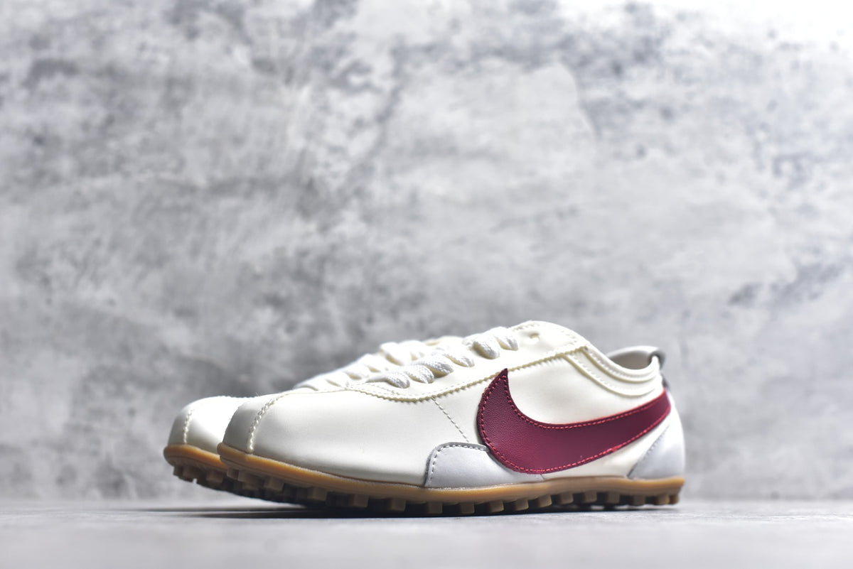 Nike Moon Shoe OG Summit Low-Top Sneakers | II0407-100