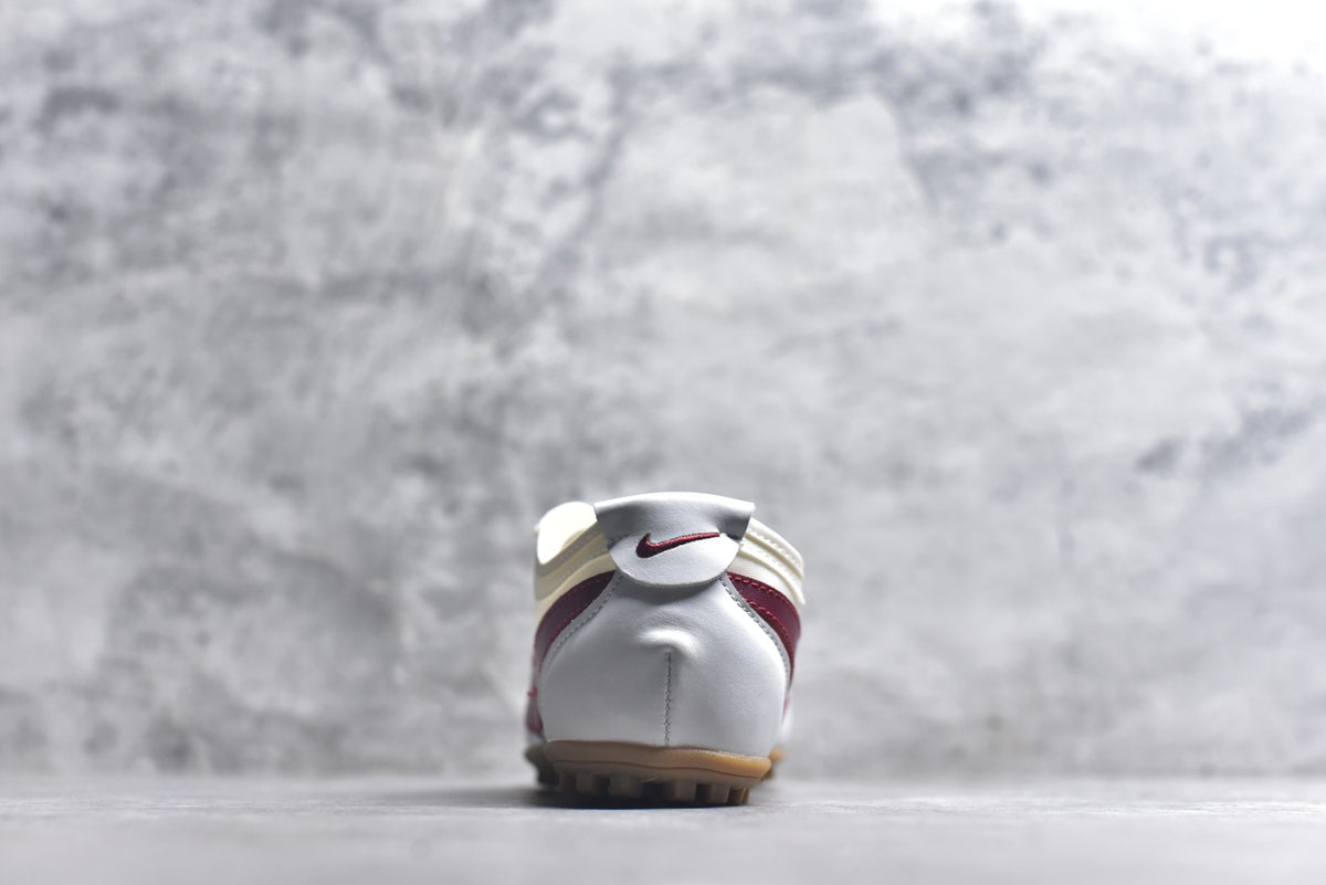 Nike Moon Shoe OG Summit Low-Top Sneakers | II0407-100
