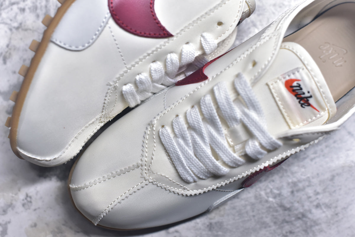 Nike Moon Shoe OG Summit Low-Top Sneakers | II0407-100