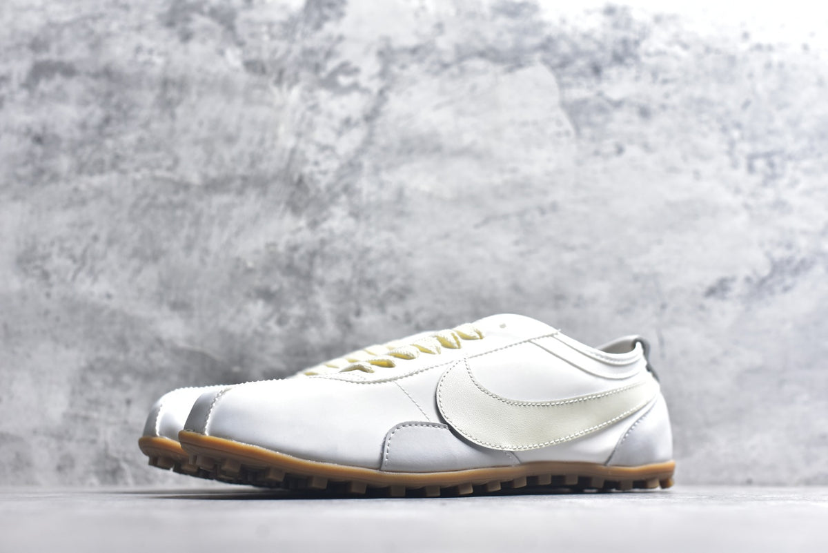 Nike Moon Shoe OG Summit Low-Top Sneakers | IW0955-100