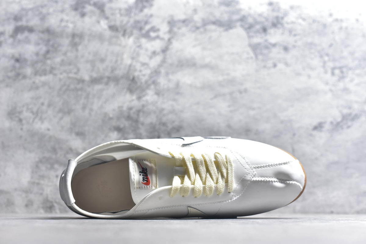 Nike Moon Shoe OG Summit Low-Top Sneakers | IW0955-100