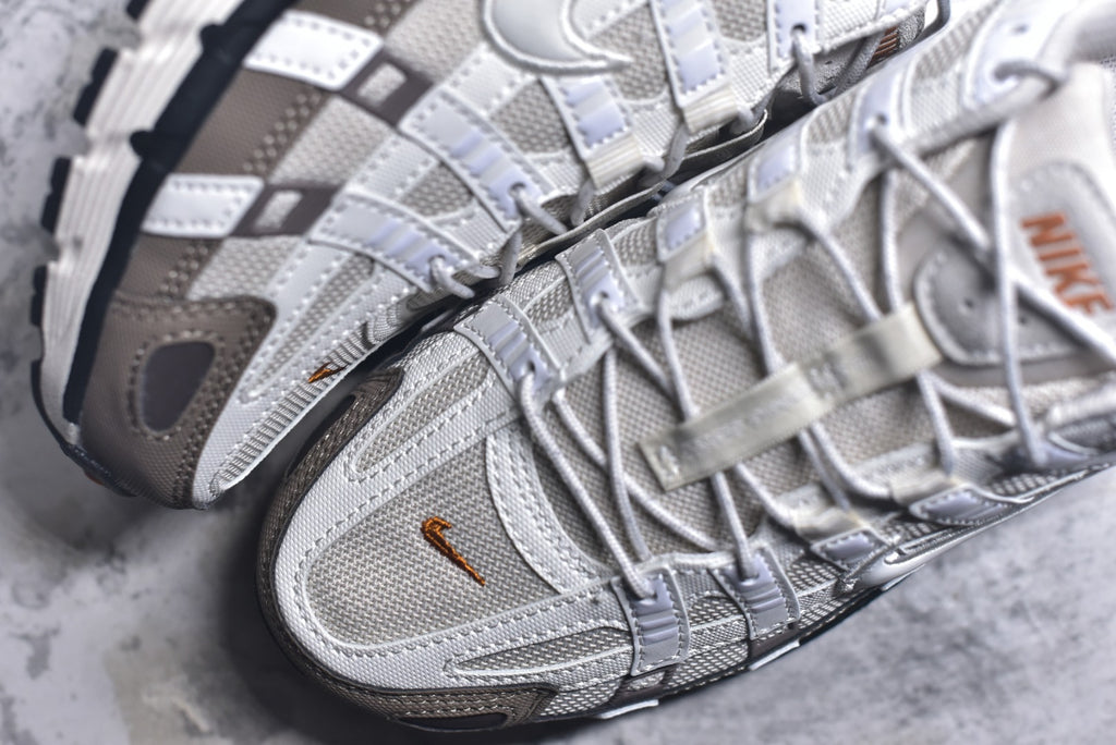 Nike P-6000 Low-Top Retro Dad Sneakers | IO1904-104