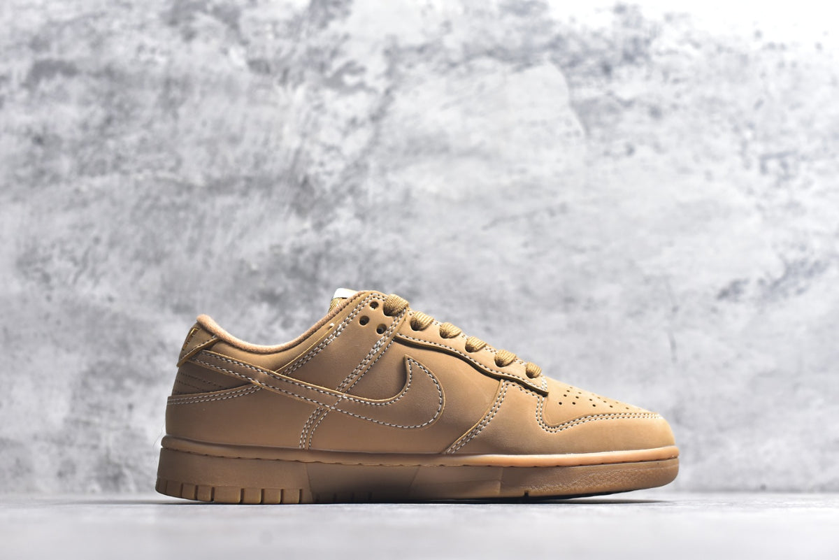 Nike Dunk Low Retro x Stüssy Anniversary Low-Top Sneakers | XX3168-305