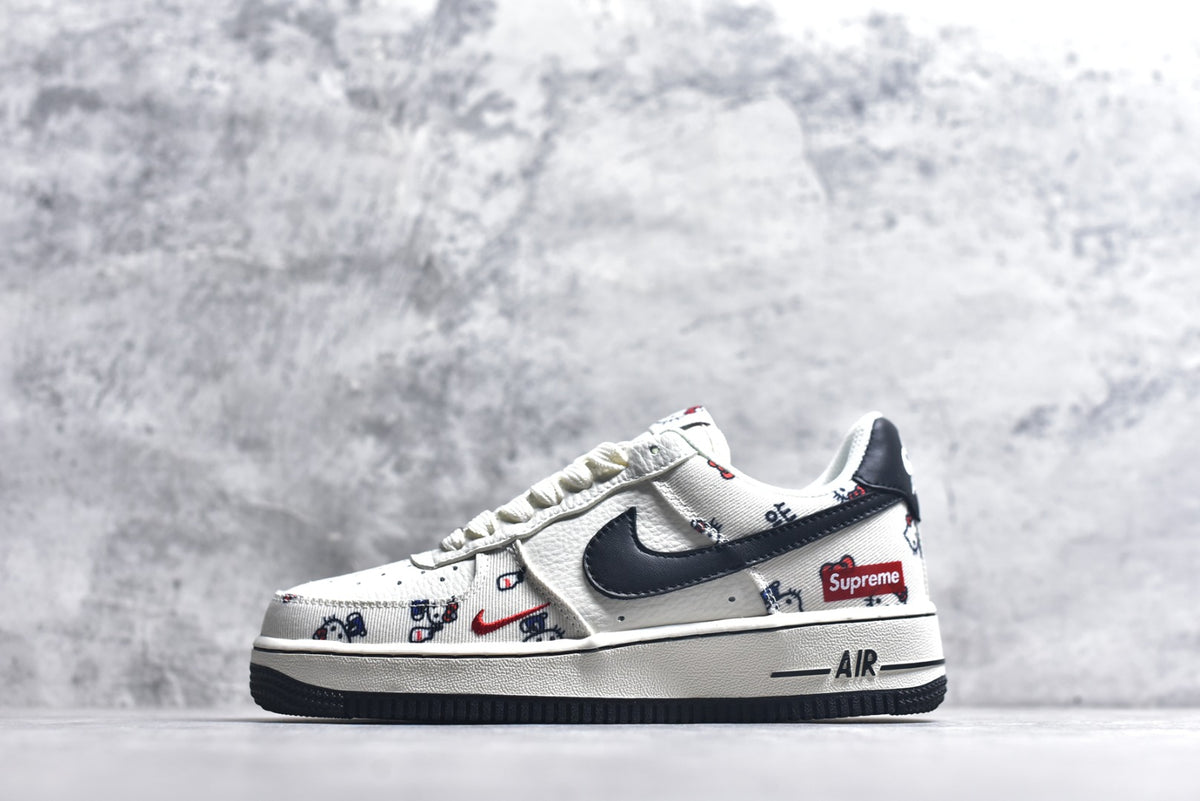 Hello Kitty × Nike Air Force 1 '07 Low Top Sneakers | NH0601-607