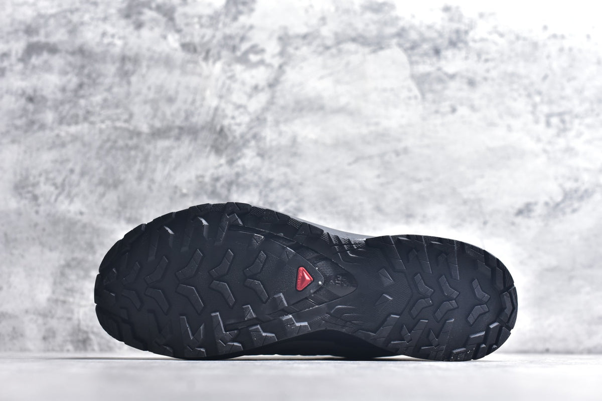 Salomon XA Pro 3D V9 GTX — Waterproof Low-Top Outdoor Functional Shoe | Black | Unisex | 479873