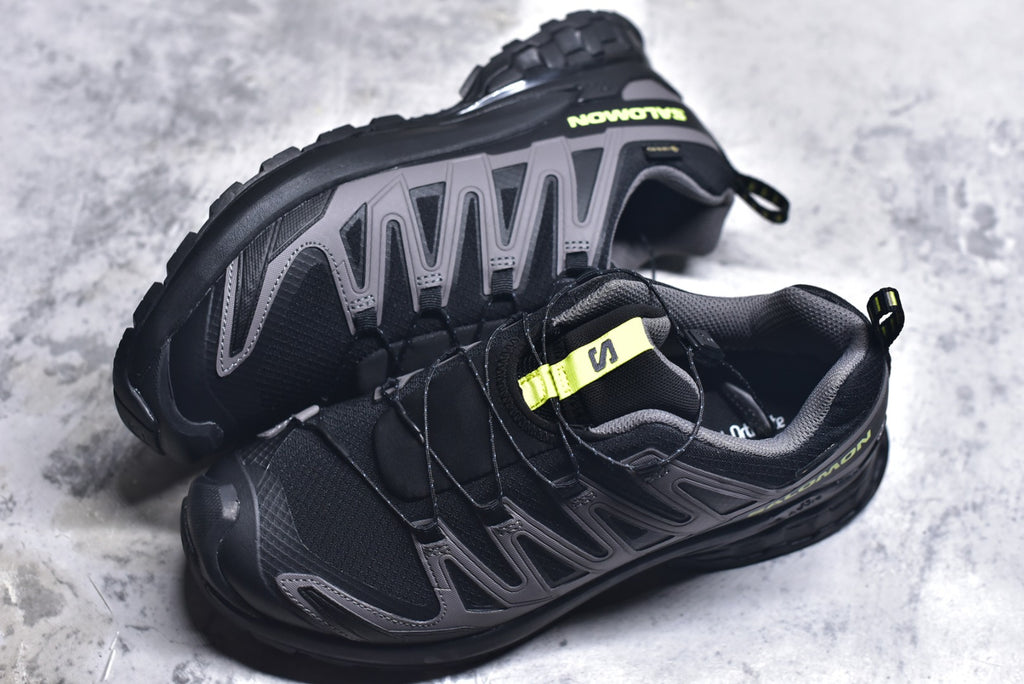 Salomon XA Pro 3D V9 GTX — Waterproof Low-Top Outdoor Functional Shoe | Black | Unisex | 479873