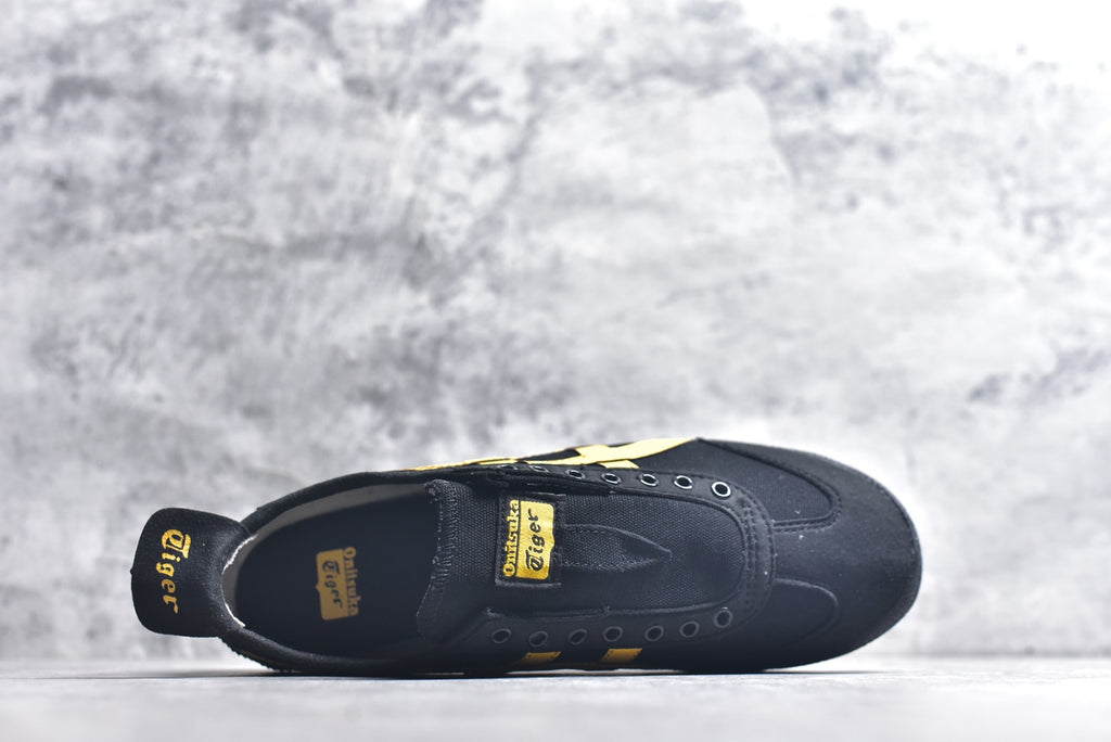 Onitsuka Tiger Mexico 66 Slip-On Unisex Canvas Sneaker | 1183A360-001