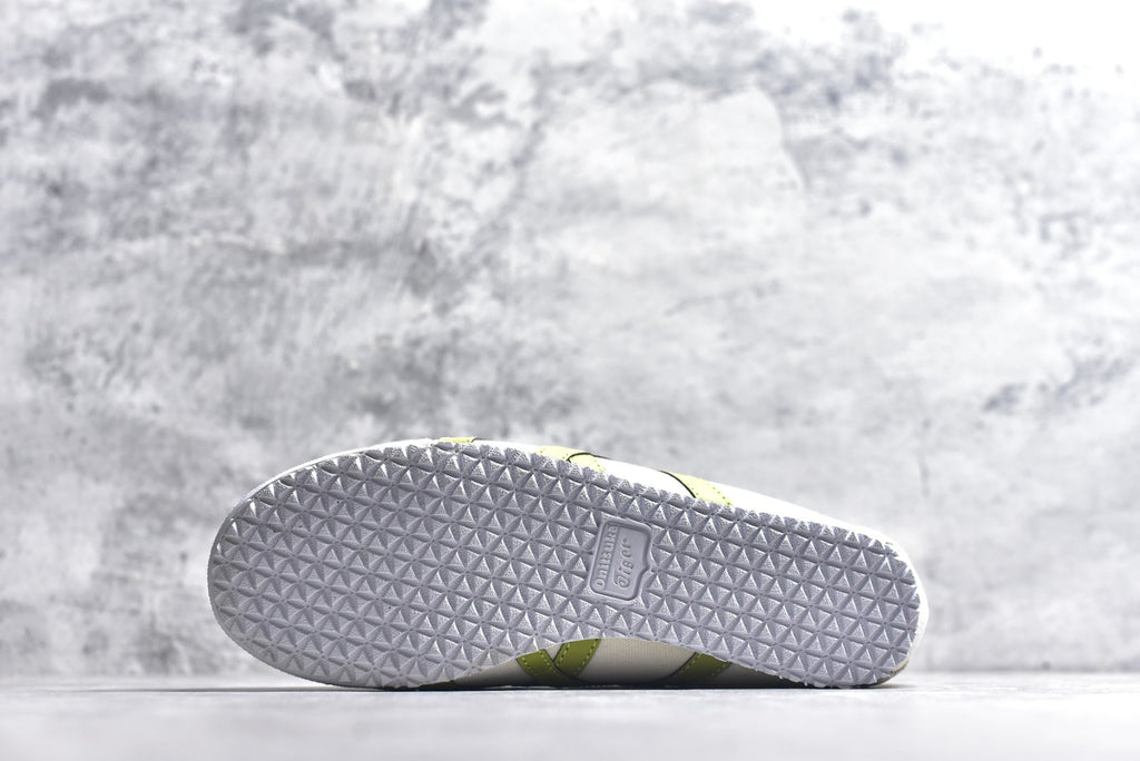 Onitsuka Tiger Mexico 66 Slip-On Unisex Canvas Sneaker | 1183A360-207