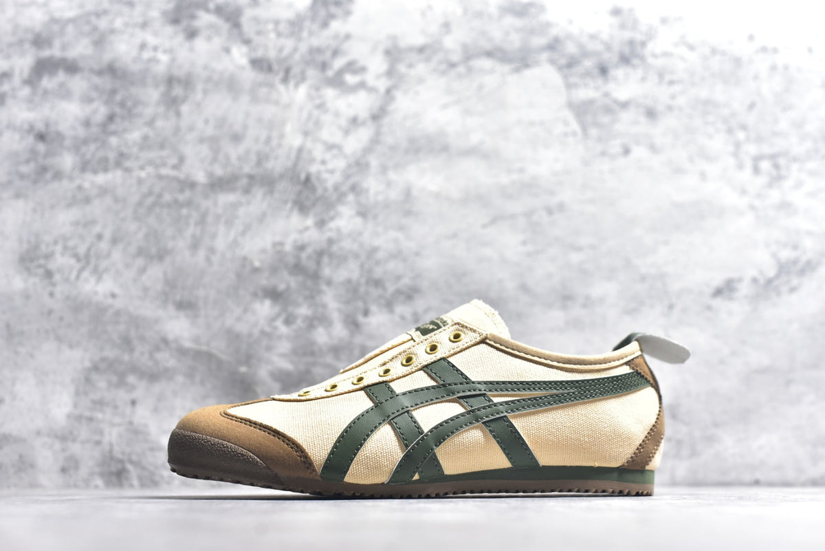 Onitsuka Tiger Mexico 66 Slip-On Unisex Canvas Sneaker | 1183A872-252