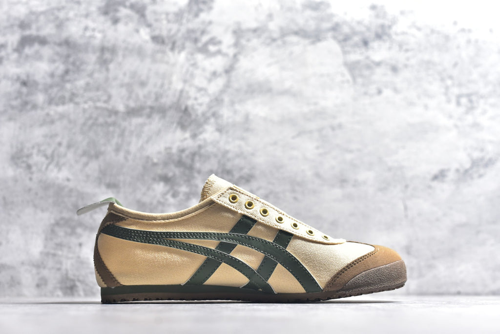 Onitsuka Tiger Mexico 66 Slip-On Unisex Canvas Sneaker | 1183A872-252