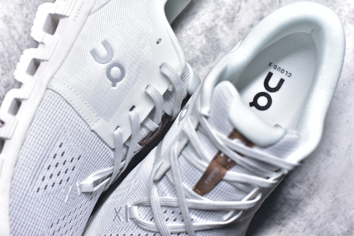 On Cloud X 4 | All-Day Comfort Training Running Shoe | Non-Slip & Breathable | Low-Top Trail Runner