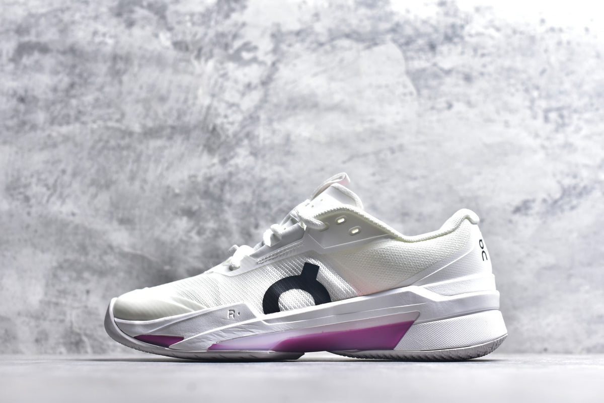 On The Roger Pro | Low-Top Tennis Shoe | Durable All-Court Performance | Female & Male Fits