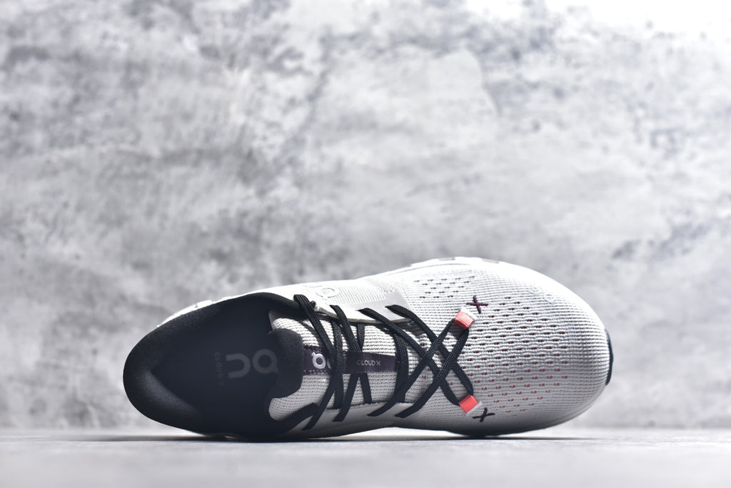 On Cloud X 4 | Low-Top Running Shoe | Comfortable & Versatile | Female & Male Fits
