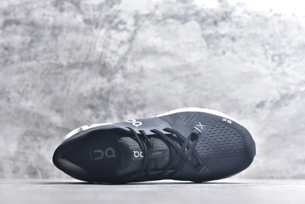 On Cloud X 4 | Low-Top Running Shoe | Comfortable & Versatile | Female & Male Fits