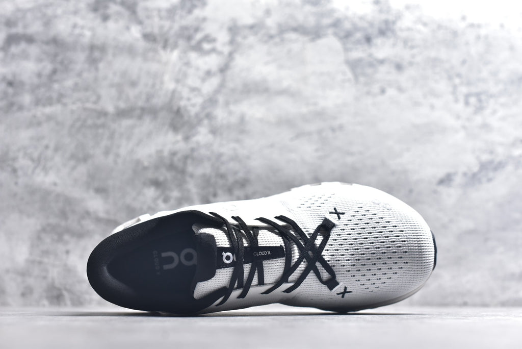 On Cloud X 4 | Low-Top Running Shoe | Comfortable & Versatile | Female & Male Fits