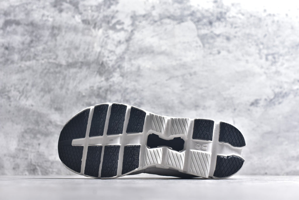 On Cloud X 4 | Low-Top Running Shoe | Comfortable & Versatile | Female & Male Fits