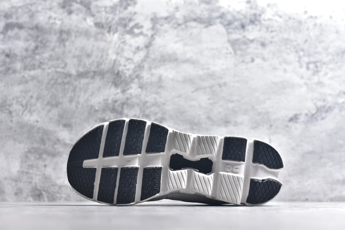 On Cloud X 4 | Low-Top Running Shoe | Comfortable & Versatile | Female & Male Fits
