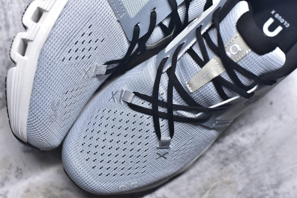 On Cloud X 4 | Low-Top Running Shoe | Comfortable & Versatile | Female & Male Fits