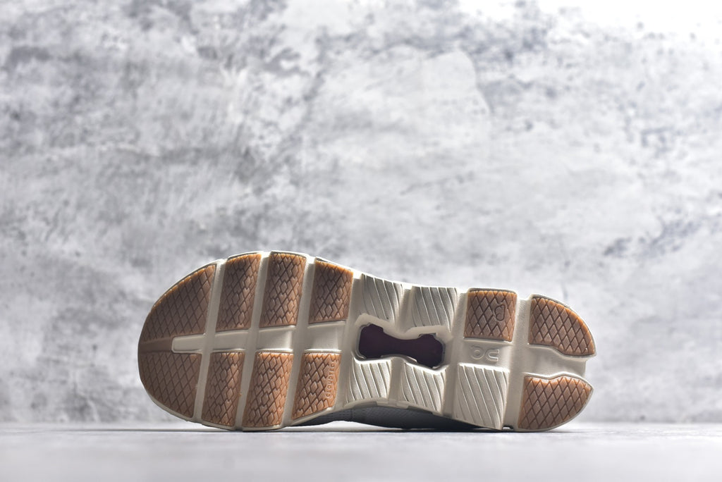On Cloud X 4 | Low-Top Running Shoe | Comfortable & Versatile | Female & Male Fits
