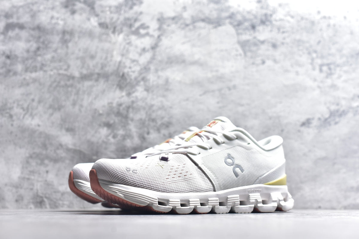 On Cloud X 4 | Low-Top Running Shoe | Comfortable & Versatile | Female & Male Fits