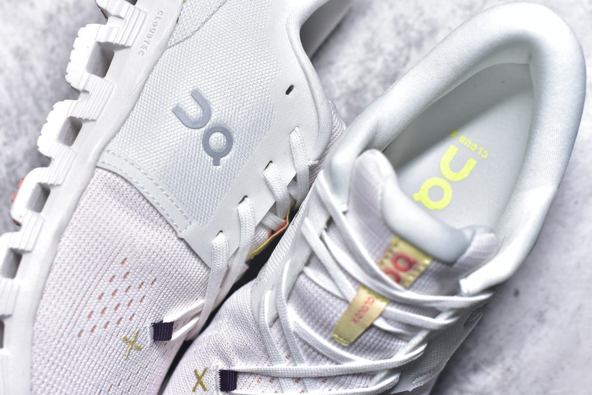 On Cloud X 4 | Low-Top Running Shoe | Comfortable & Versatile | Female & Male Fits