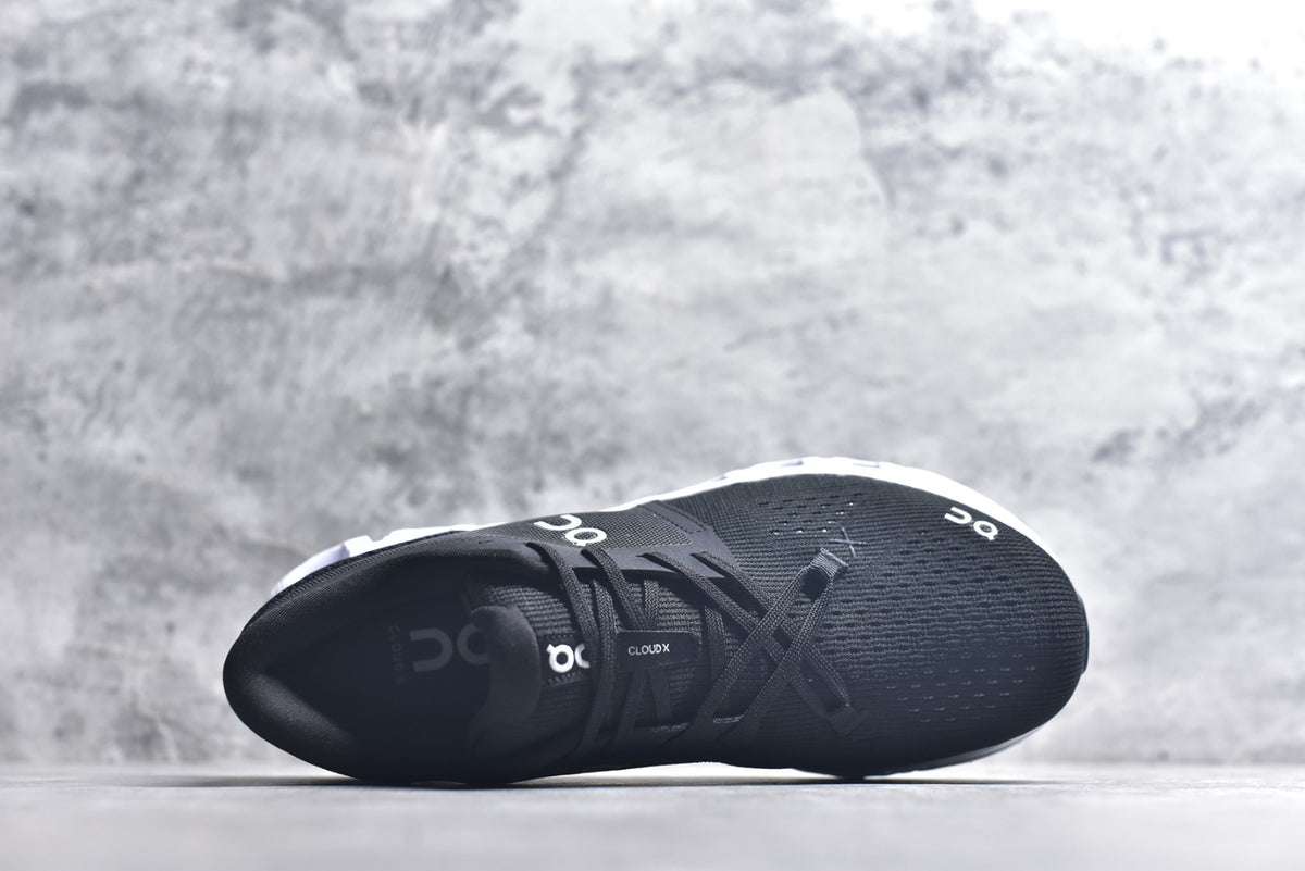 On Cloud X 4 | Low-Top Running Shoe | Comfortable & Versatile | Female & Male Fits
