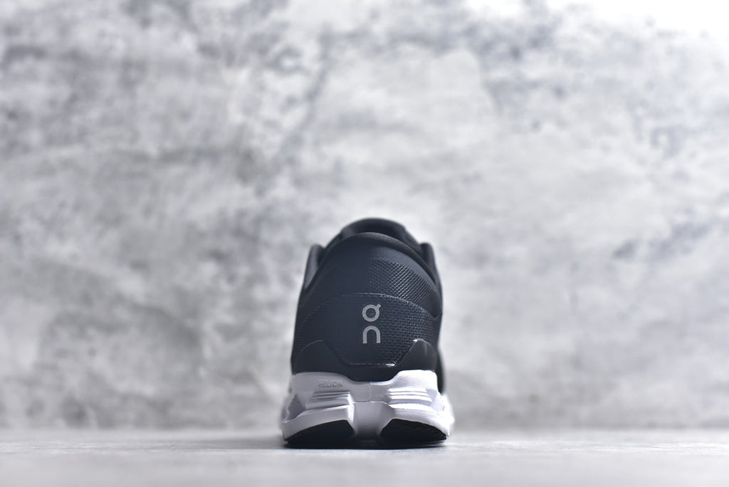 On Cloud X 4 | Low-Top Running Shoe | Comfortable & Versatile | Female & Male Fits